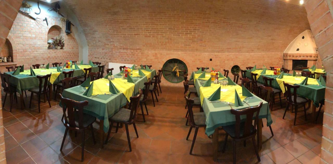 Penzion U Králíků Kurdějov Exterior foto