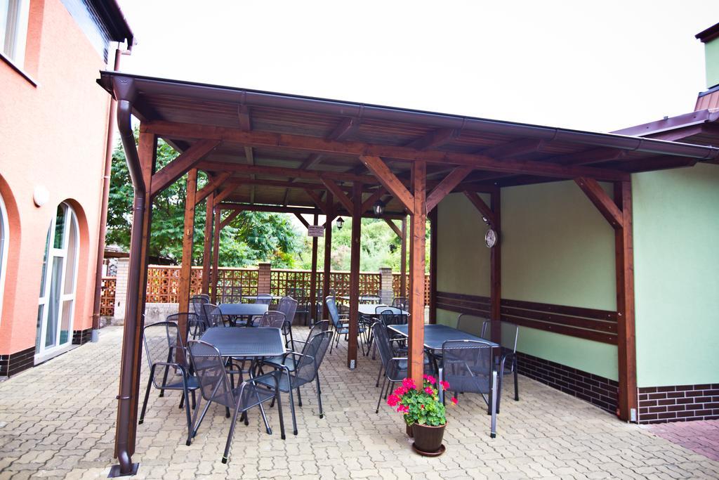 Penzion U Králíků Kurdějov Exterior foto