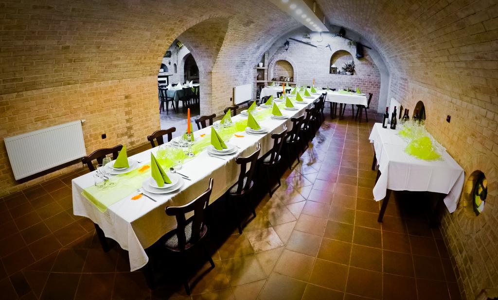 Penzion U Králíků Kurdějov Exterior foto