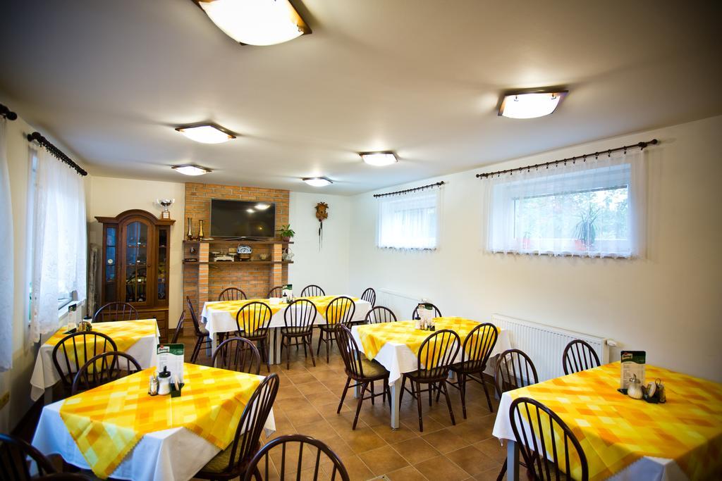 Penzion U Králíků Kurdějov Exterior foto